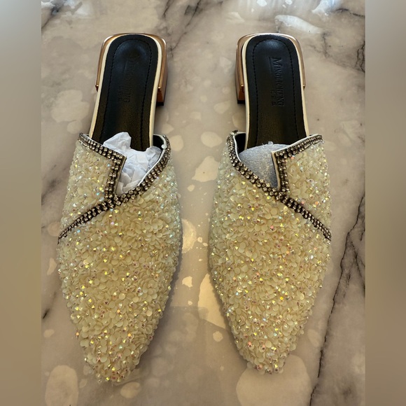 Shoes - New Sandals